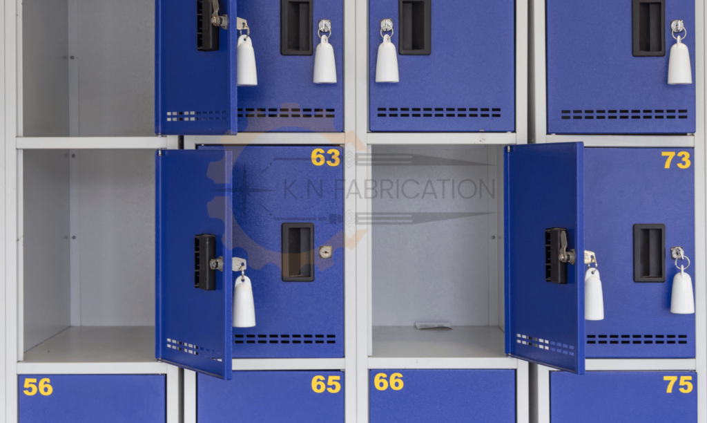 Pigeon hole lockers